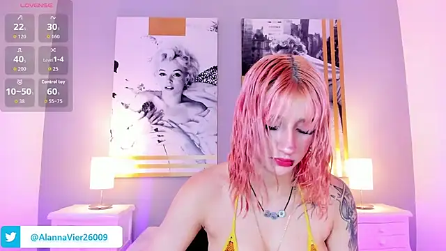 Snapshot of AlannaViera chatting on June 25, 11:48 am AlannaViera online show from June 25, 11:48 am