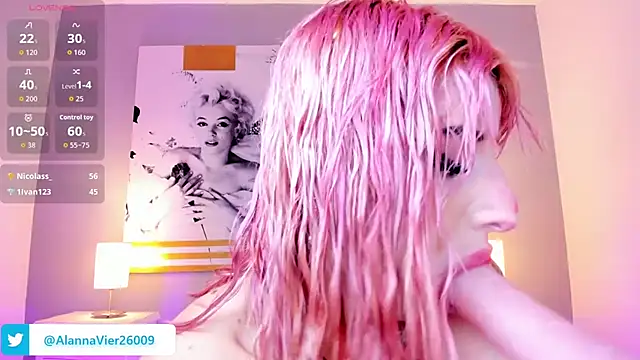 Snapshot of AlannaViera chatting on July 11, 11:46 am AlannaViera online show from July 11, 11:46 am