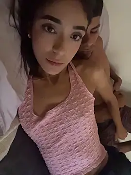 foxxy and lion online show from February 7, 8:12 pm