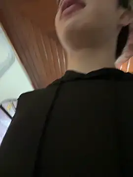 AlexanderCollman2 online show from April 17, 3:09 am