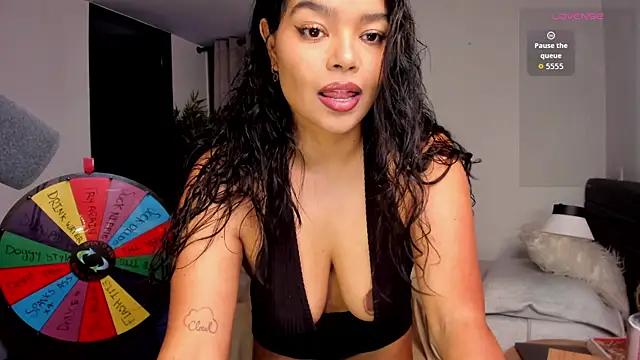 moonhelen online show from April 29, 12:05 am