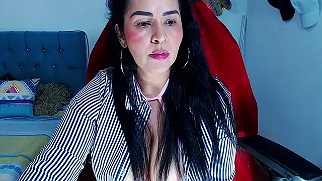 hotsweet-69 online show from April 18, 5:11 am