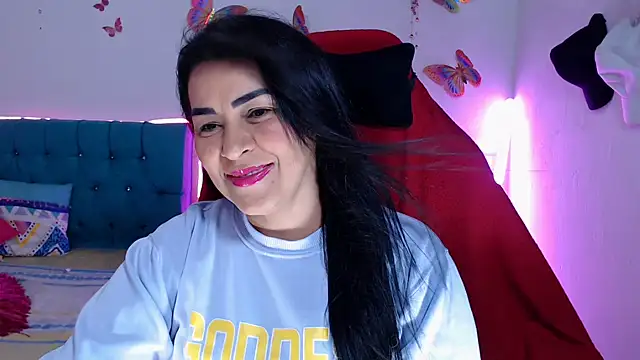 Snapshot of hotsweet-69 chatting on May 31, 6:53 am hotsweet-69 online show from May 31, 6:53 am