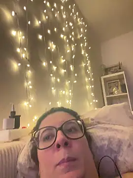 JasmineGlow7 online show from May 27, 9:12 pm