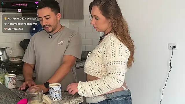 Snapshot of Sofii_n_Diego chatting on February 7, 10:02 pm Sofii n Diego online show from February 7, 10:02 pm