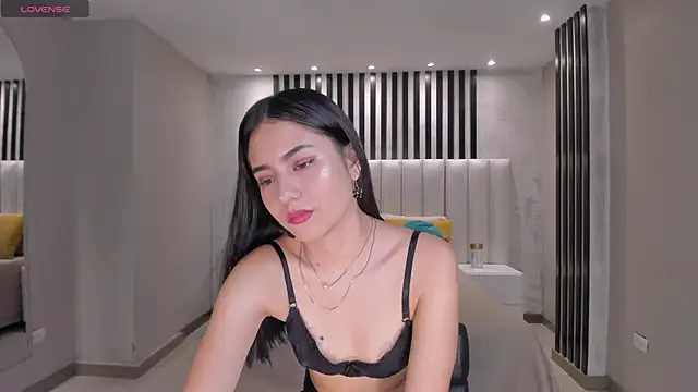 LucieMartin online show from March 3, 7:31 pm