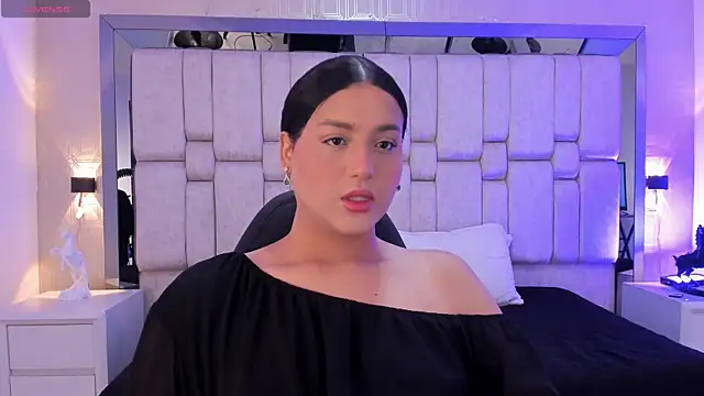 ValeryCooper18 online show from February 7, 7:39 pm