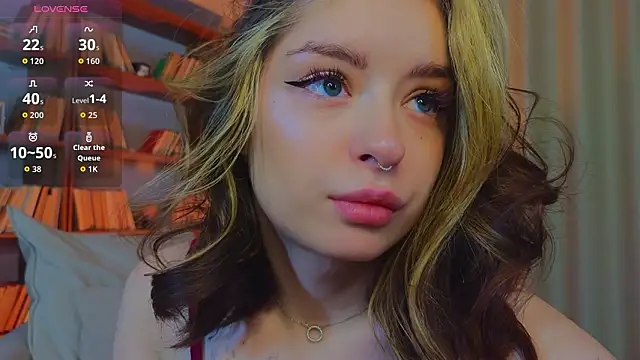 Snapshot of kate__rIna chatting on February 6, 2:05 am kate rIna online show from February 6, 2:05 am