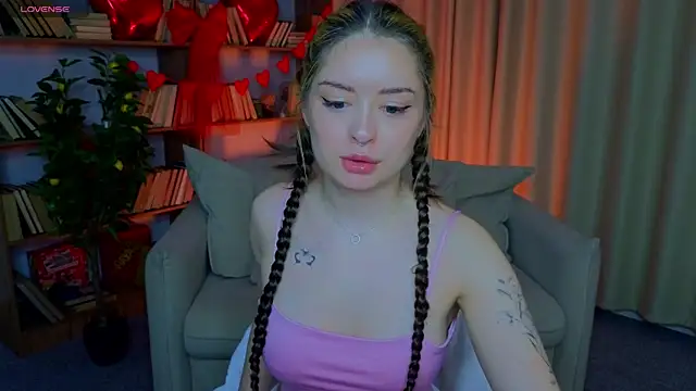 Snapshot of kate__rIna chatting on February 11, 2:16 am kate rIna online show from February 11, 2:16 am