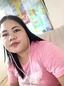 Snapshot of biggbooty15 chatting on February 7, 3:32 am biggbooty15 online show from February 7, 3:32 am