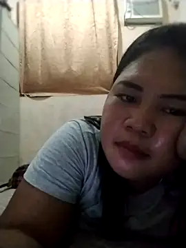 Snapshot of biggbooty15 chatting on March 1, 2:08 pm biggbooty15 online show from March 1, 2:08 pm