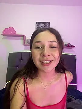 DULCE MARIA EF online show from February 8, 4:32 pm