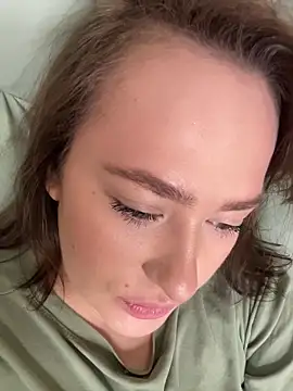 Snapshot of RussianBetty chatting on February 28, 11:17 pm RussianBetty online show from February 28, 11:17 pm