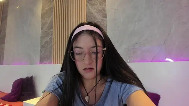 HannaWen  online show from March 12, 12:55 pm