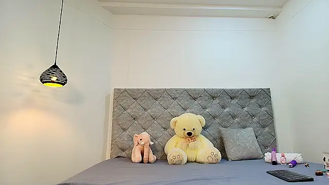 Samanta-Rose online show from February 26, 3:16 am