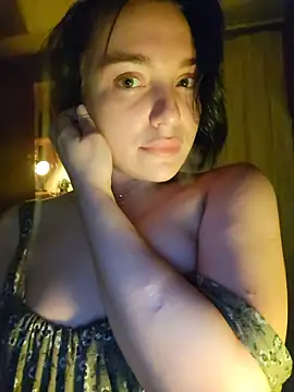 HotDevilGirl  online show from February 8, 4:10 pm