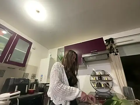 alixxxm7 online show from February 17, 7:09 pm