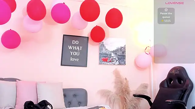 victoriazans online show from February 14, 3:47 am