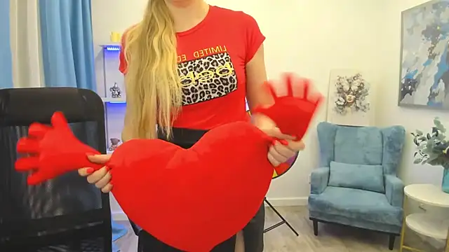 CharlotteKerti online show from March 25, 12:55 pm