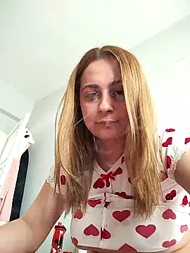 Snapshot of Talyats06 chatting on February 17, 12:56 pm Talyats06 online show from February 17, 12:56 pm