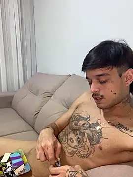 Snapshot of ruffvip chatting on February 3, 2:53 am ruffvip online show from February 3, 2:53 am