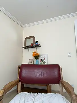 LilaRvsh online show from March 12, 5:19 pm