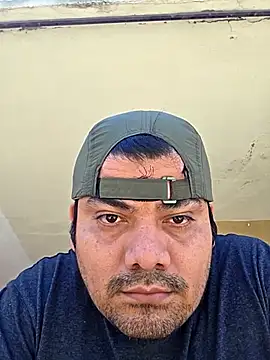 Snapshot of gerlop90 chatting on July 9, 6:01 pm gerlop90 online show from July 9, 6:01 pm