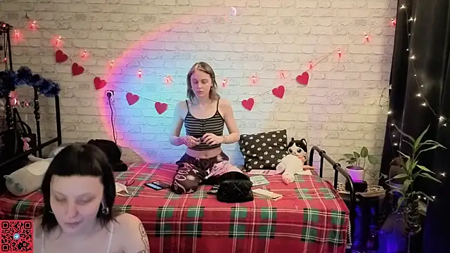 Snapshot of terror_souls chatting on February 13, 5:09 pm terror souls online show from February 13, 5:09 pm