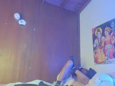 Snapshot of megan_and_jayram chatting on February 7, 4:43 pm megan and jayram online show from February 7, 4:43 pm