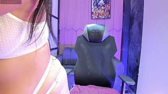 shaden  online show from February 10, 8:35 pm