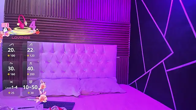 shaden  online show from May 15, 11:12 pm