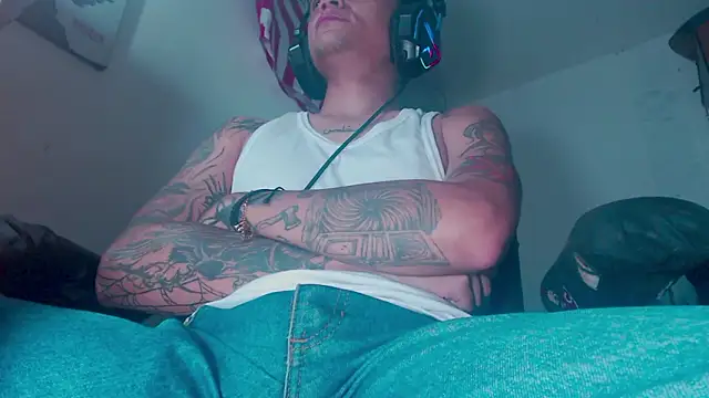 theskateboy online show from February 11, 6:29 am