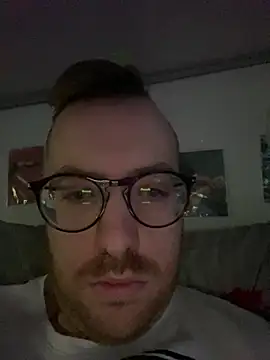 io1Elian online show from April 14, 3:18 pm