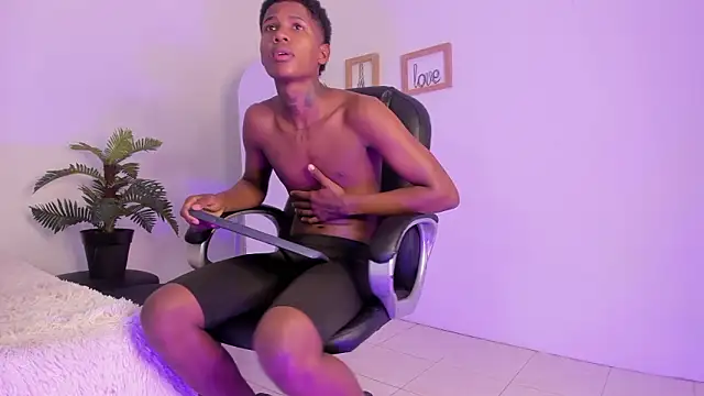 Snapshot of im_oleiderr chatting on February 28, 4:24 am im oleiderr online show from February 28, 4:24 am