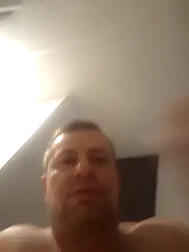 Julienmiranda online show from February 8, 5:11 am