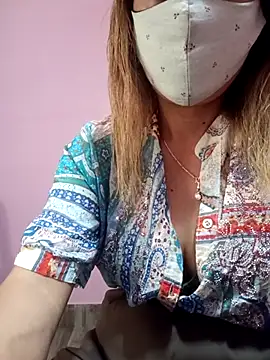 Snapshot of neha0882 chatting on February 25, 4:00 am neha0882 online show from February 25, 4:00 am