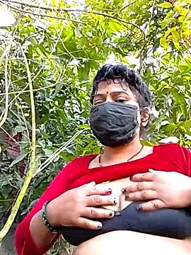 Snapshot of rasim_sexe chatting on February 21, 10:27 am rasim sexe online show from February 21, 10:27 am