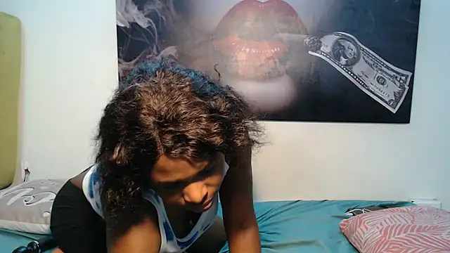 Snapshot of karen-001 chatting on February 12, 7:53 pm karen-001 online show from February 12, 7:53 pm