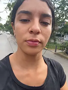 NaniBlossomX online show from March 1, 7:27 pm