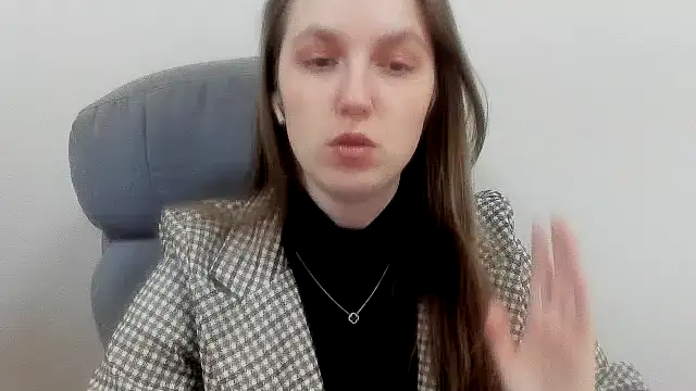 Snapshot of Nessi-Morris chatting on February 10, 8:07 am Nessi-Morris online show from February 10, 8:07 am