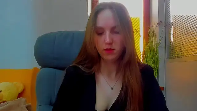 Snapshot of Nessi-Morris chatting on February 24, 9:51 am Nessi-Morris online show from February 24, 9:51 am