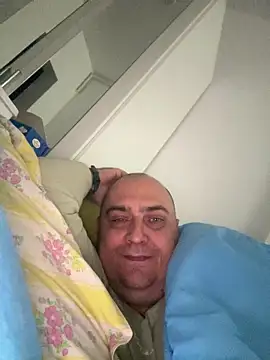 Snapshot of vitalik66679 chatting on February 6, 7:23 am vitalik66679 online show from February 6, 7:23 am