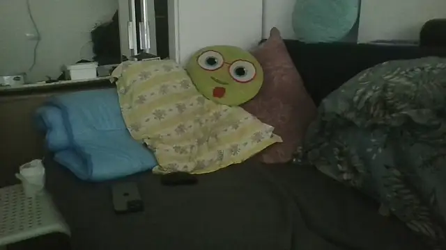 Snapshot of vitalik66679 chatting on February 14, 6:43 am vitalik66679 online show from February 14, 6:43 am