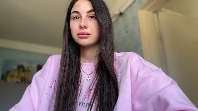 LiluMartiznir online show from April 15, 10:33 am