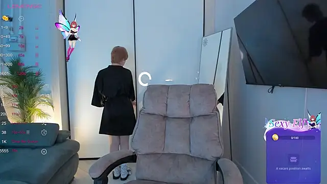 AutumnWhisper online show from February 10, 9:08 pm