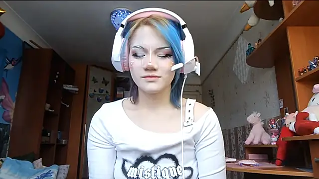 Snapshot of KathernSaulters chatting on February 2, 6:56 am KathernSaulters online show from February 2, 6:56 am