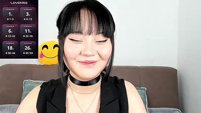 Snapshot of Norinorika chatting on February 25, 11:25 pm Norinorika online show from February 25, 11:25 pm