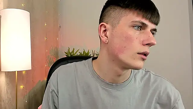 Snapshot of Rony_Joy chatting on February 28, 8:43 pm Rony Joy online show from February 28, 8:43 pm