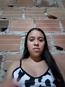 Snapshot of lachiki_plus chatting on February 18, 3:13 am lachiki plus online show from February 18, 3:13 am