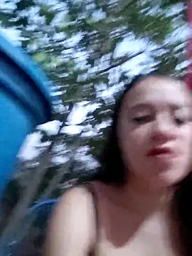 Snapshot of lachiki_plus chatting on February 28, 10:49 am lachiki plus online show from February 28, 10:49 am